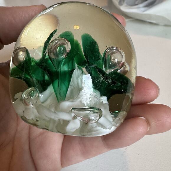 Vintage Green Joe St. Clair Controlled Bubble Art Glass Paperweight 3.5"x3 - Picture 3 of 9